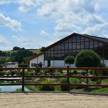 Reiterhof Und Pension Eichenhof Haiger Eksteriør billede